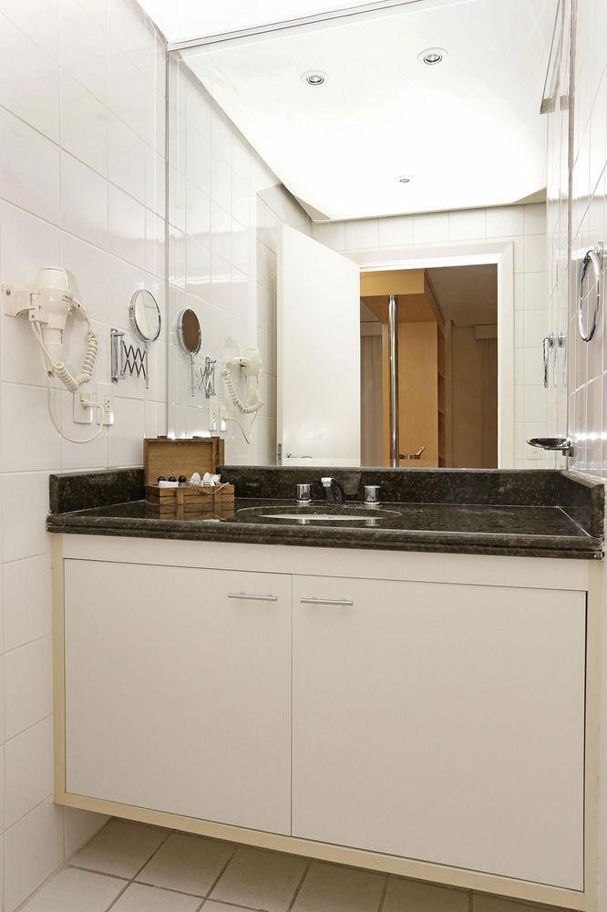 Astron Saint Charbel Suites & Life Σάο Πάολο Εξωτερικό φωτογραφία